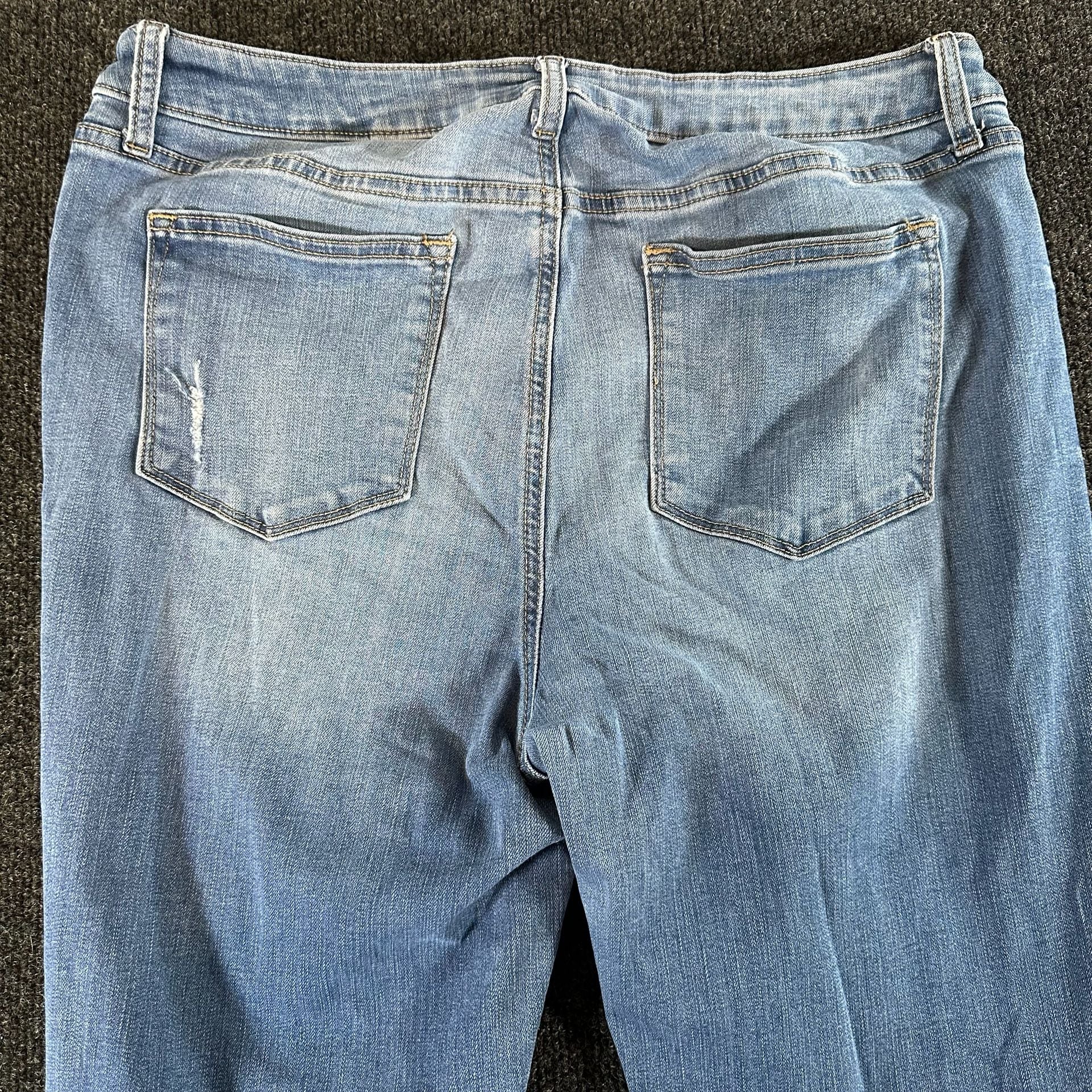 Sonoma Skinny Jeans Size 16R Light Wash Distressed 12