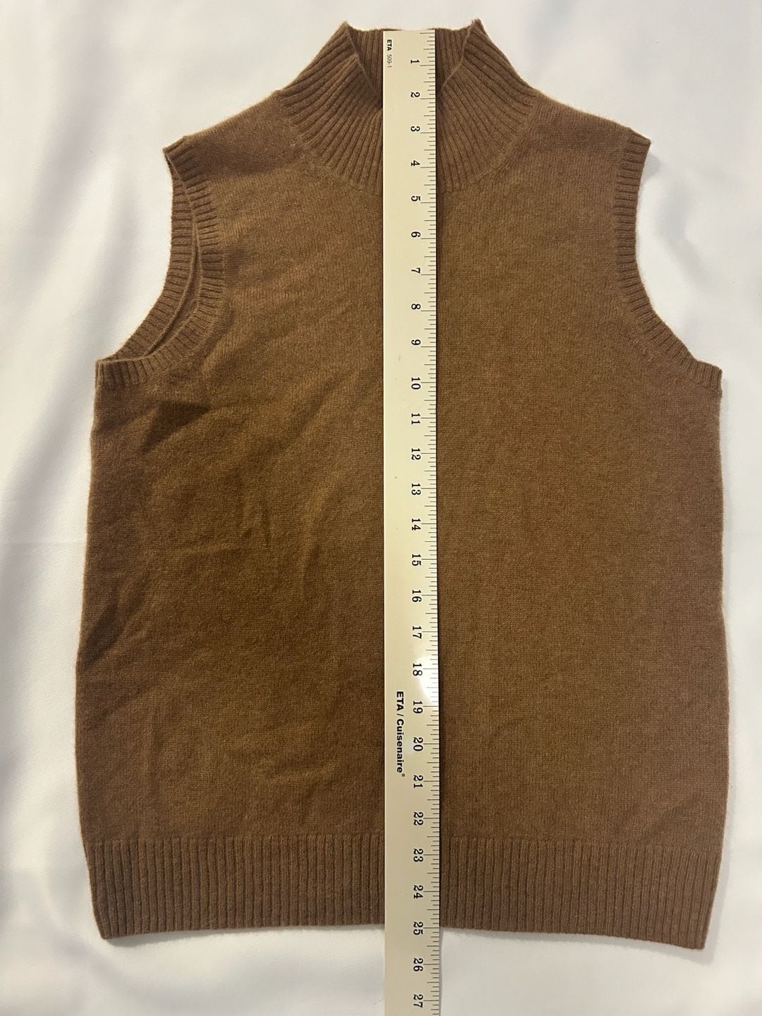 Saks Fifth Avenue Cashmere Turtleneck Sleeveless Sweater Brown 6