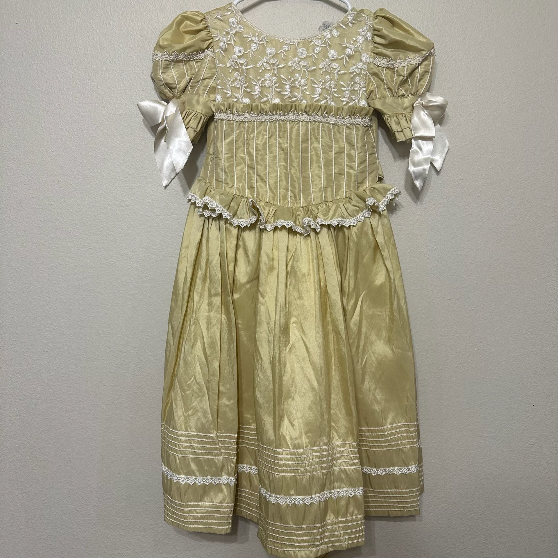 Vintage Girls Dress Size 6 Victorian Prairie Lace Puff Sleeve Made Mexico 2