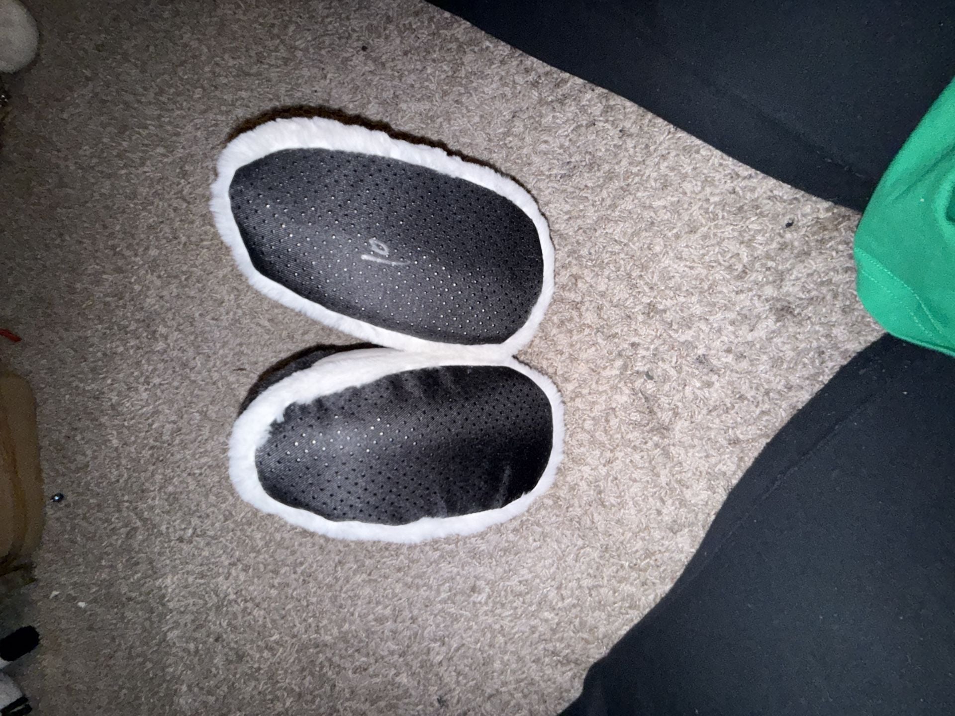 Copper Denim Fuzzy Sneaker Slippers Size S 11-12 Black White 2