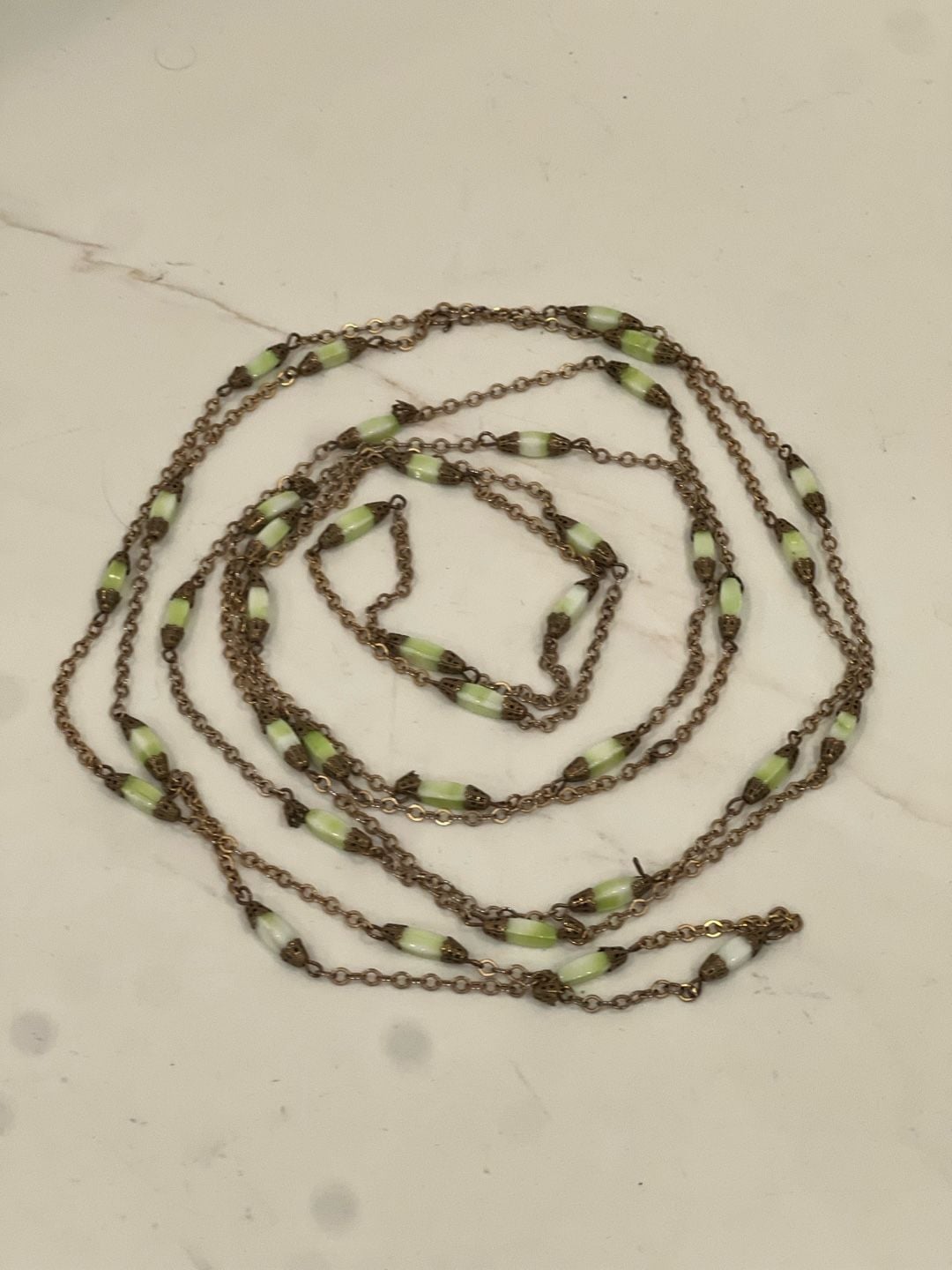 Vintage Single Strand Necklace Green Glass Bead No Clasp 8