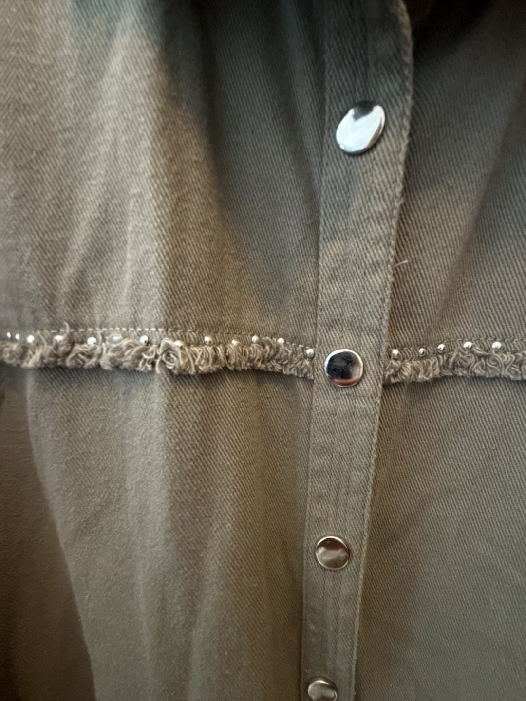 Veveret Studded Shacket Size M Olive Green Denim Jacket 3