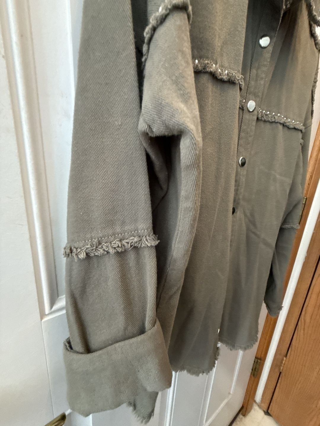 Veveret Studded Shacket Size M Olive Green Denim Jacket 5