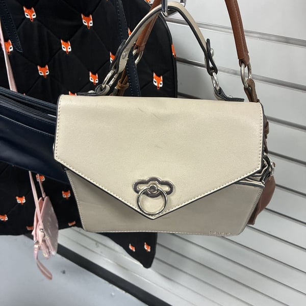 Keneth Crossbody Bag Beige Handbag