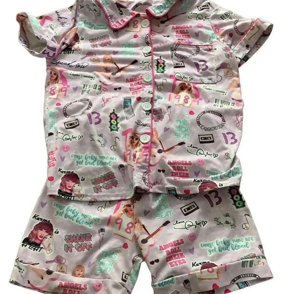Eras Tour Pajama Set Size 5XL Short Sleeve Shorts Purple