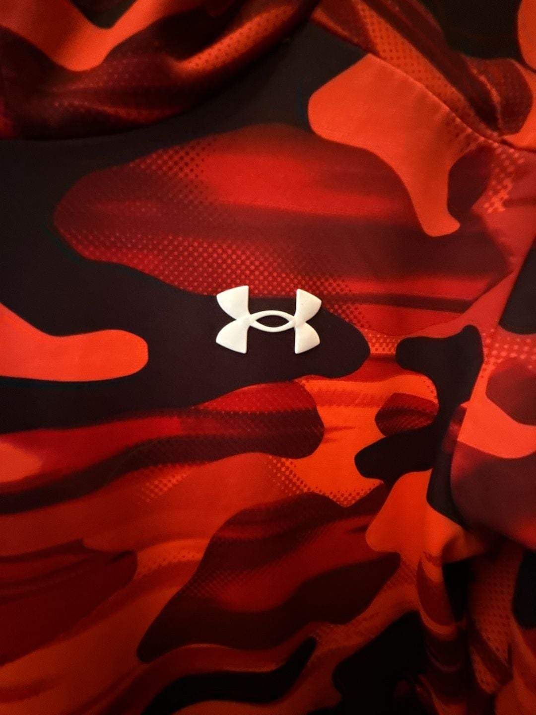 Under Armour Fleece Hoodie Size YXL Red Camo Pullover 3