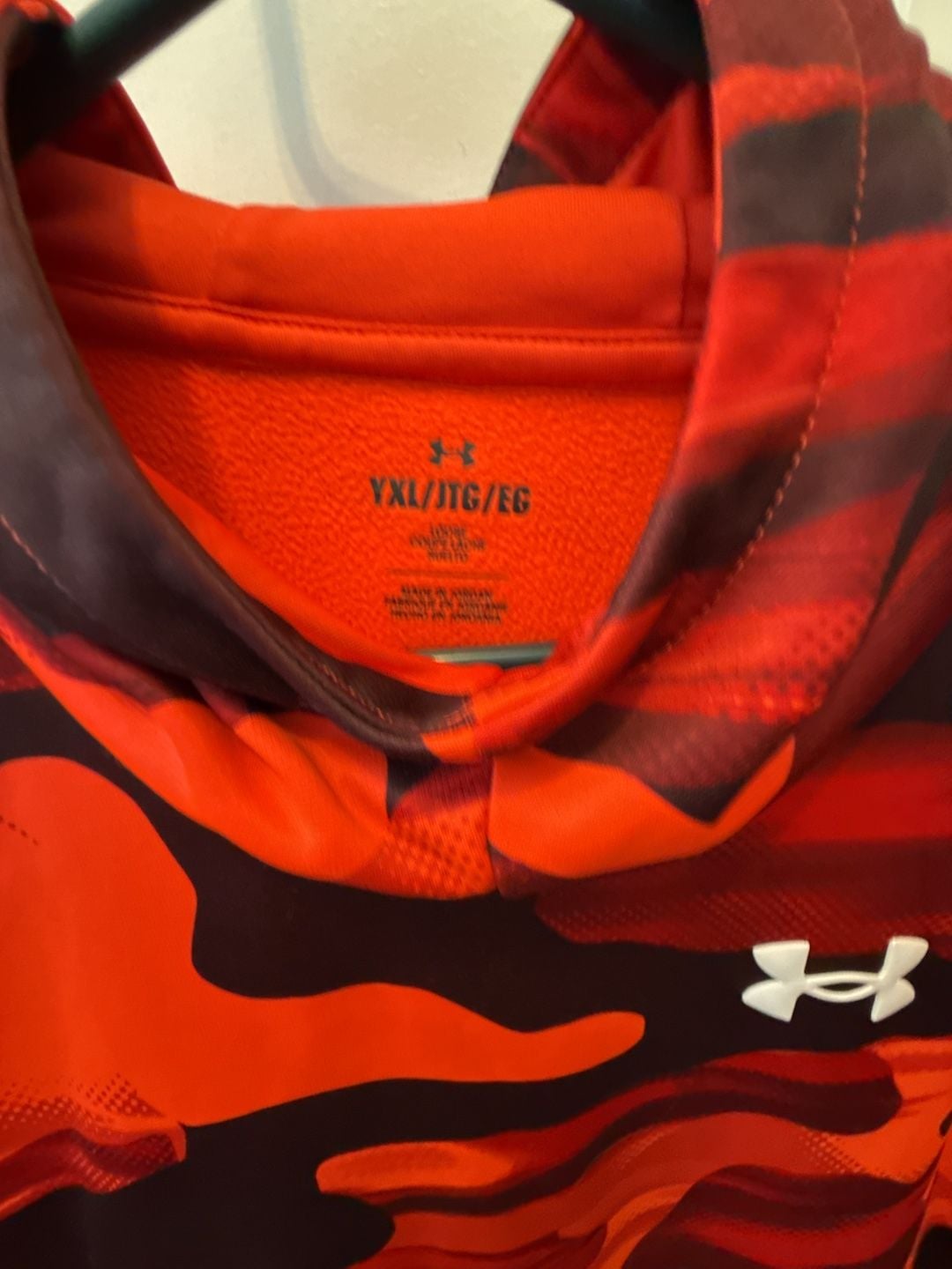 Under Armour Fleece Hoodie Size YXL Red Camo Pullover 4