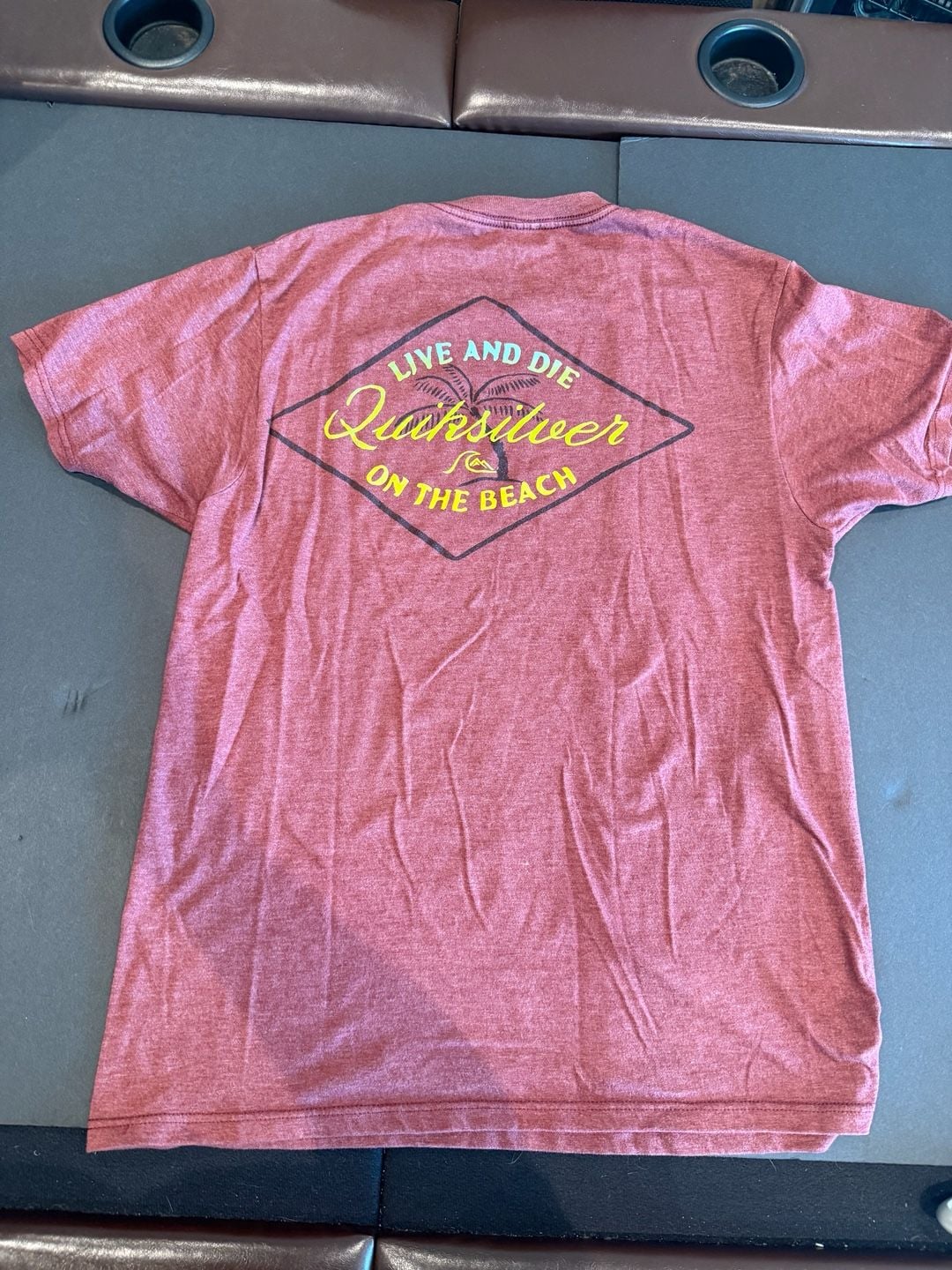 Quiksilver Live And Die T-Shirt Size M Red 3