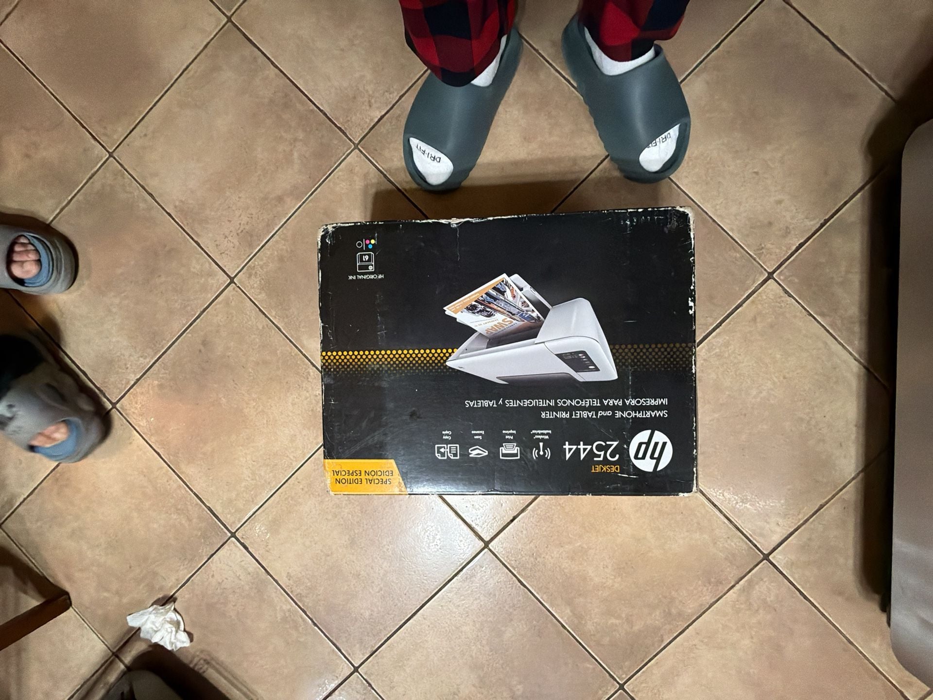 HP Deskjet 2544 All-in-One Wireless Color Inkjet Printer 1
