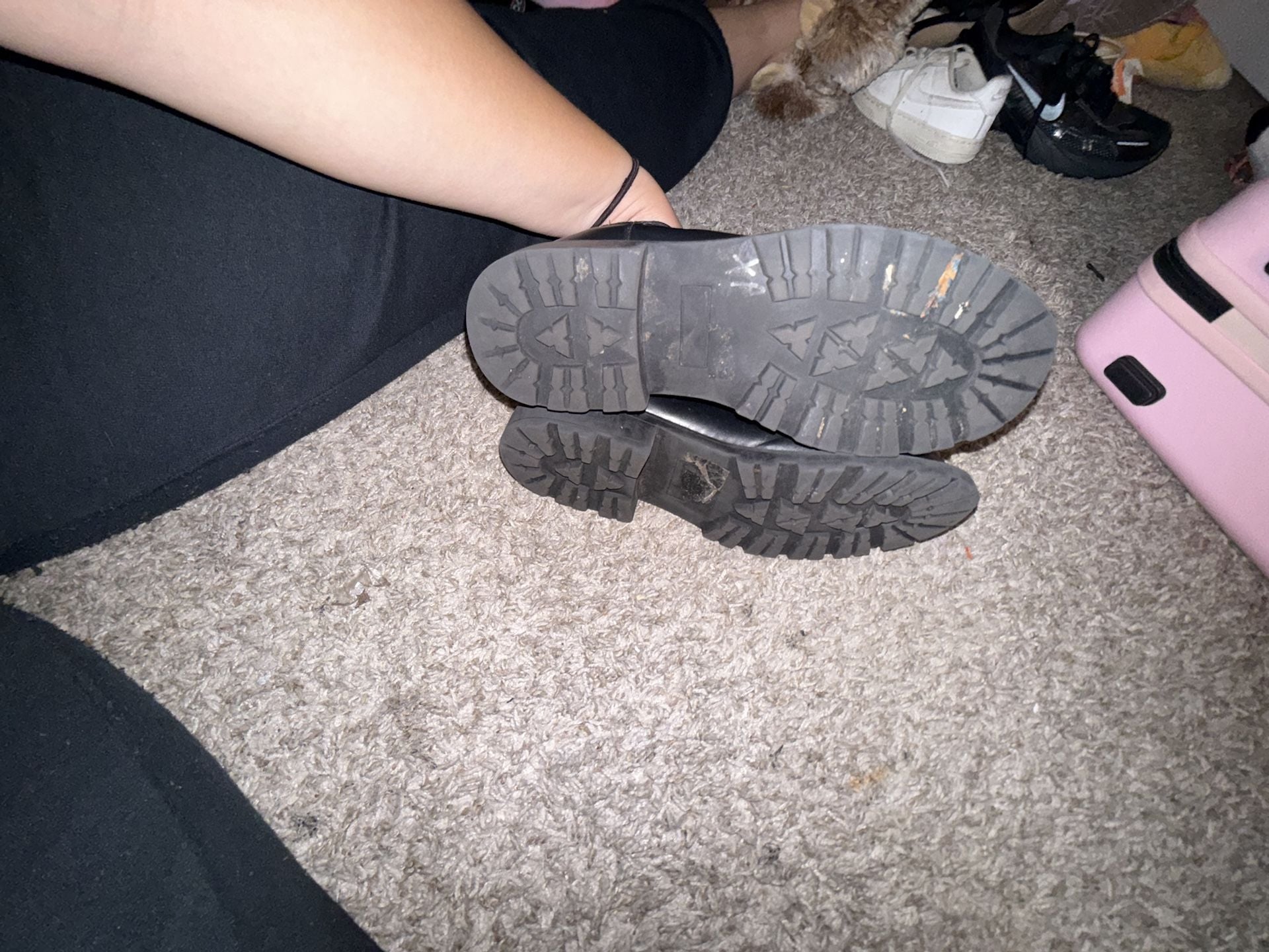 Forever 21 Black Chelsea Boots 4