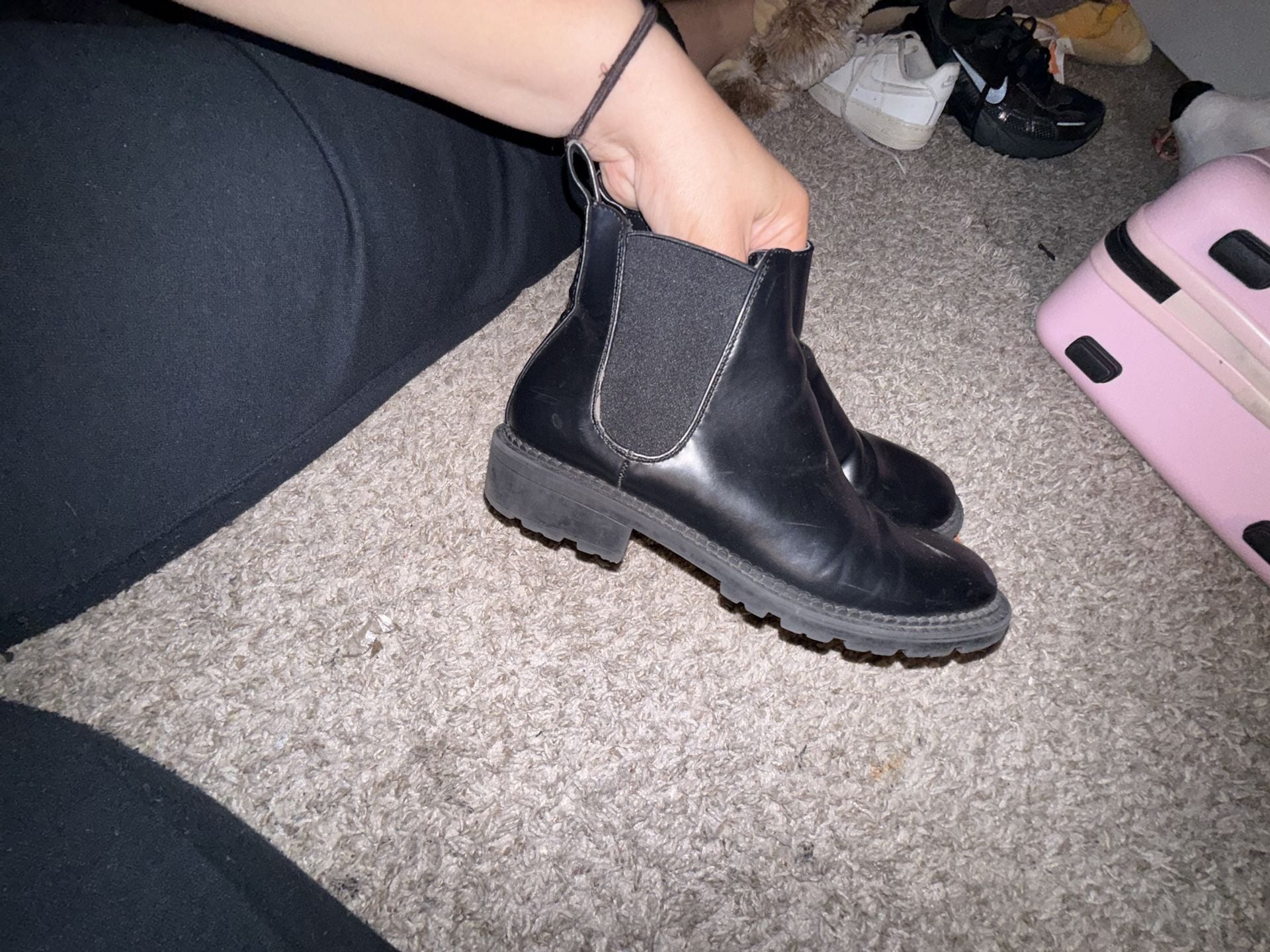 Forever 21 Black Chelsea Boots 5