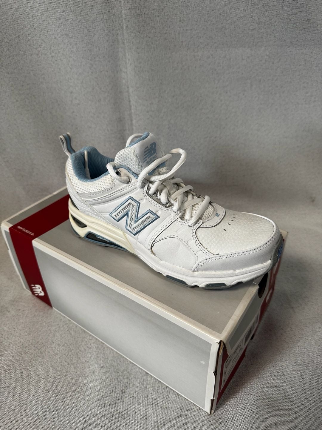 New Balance 857v1 Training Shoes Size 7 White Blue 4