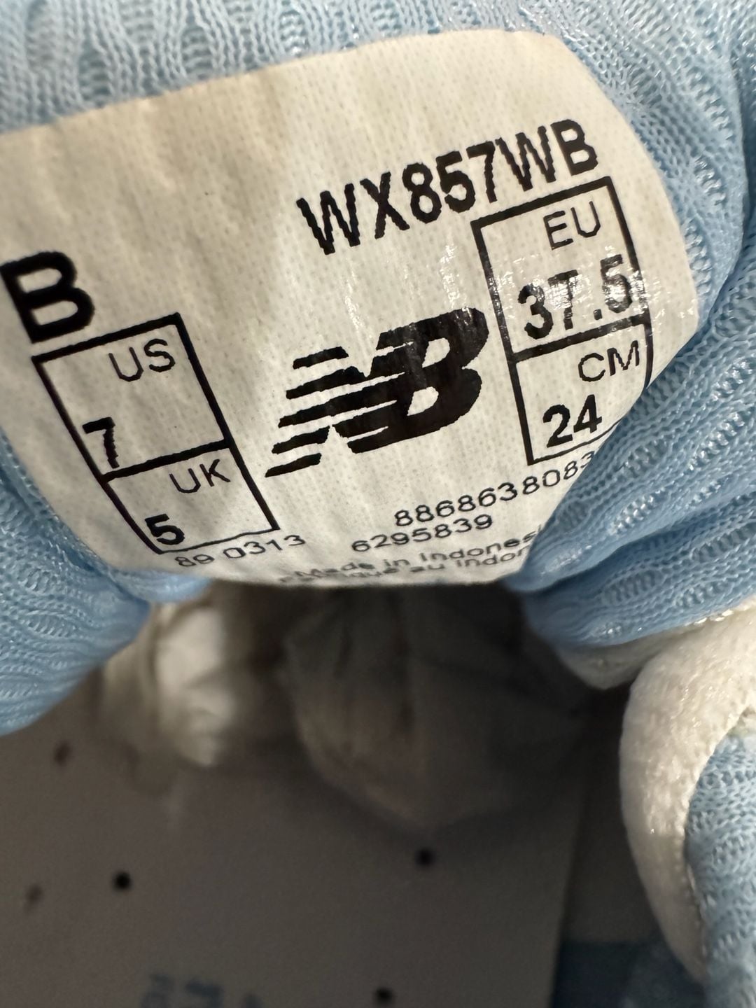 New Balance 857v1 Training Shoes Size 7 White Blue 8