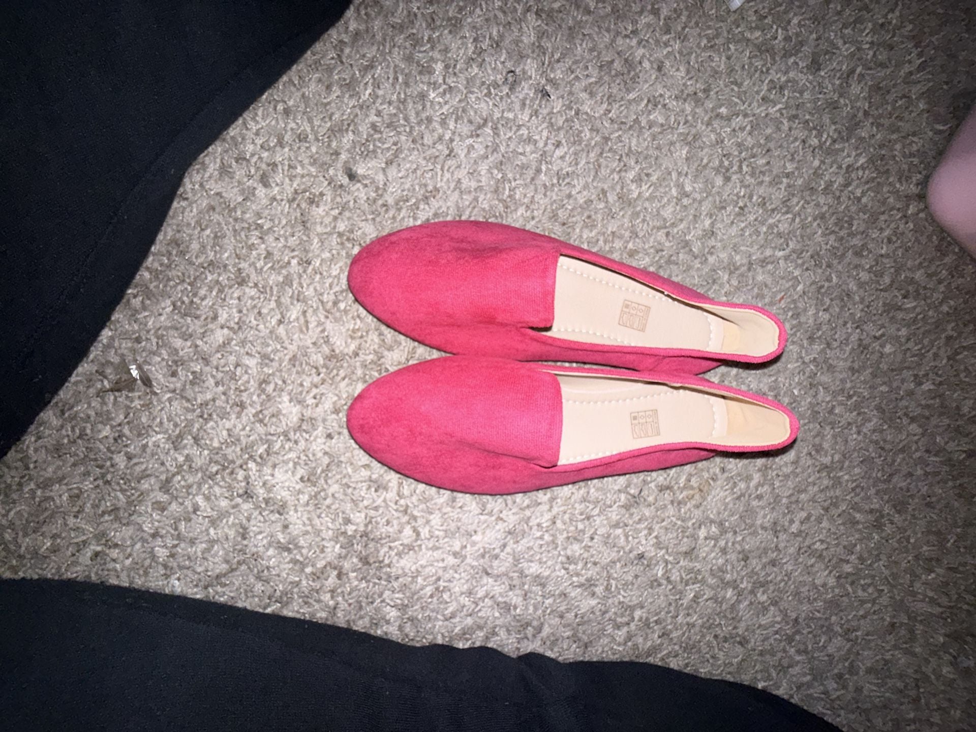 SHEIN Minimalist Slip-On Flat Shoes Size 40 Pink Suede Pointed Toe 3