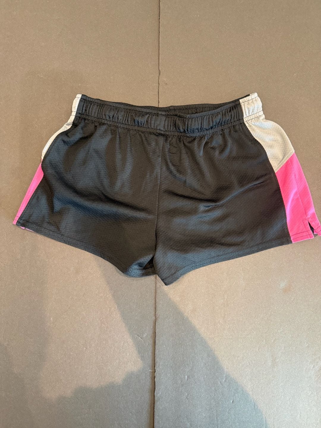 Under Armour HeatGear Shorts YLG 3