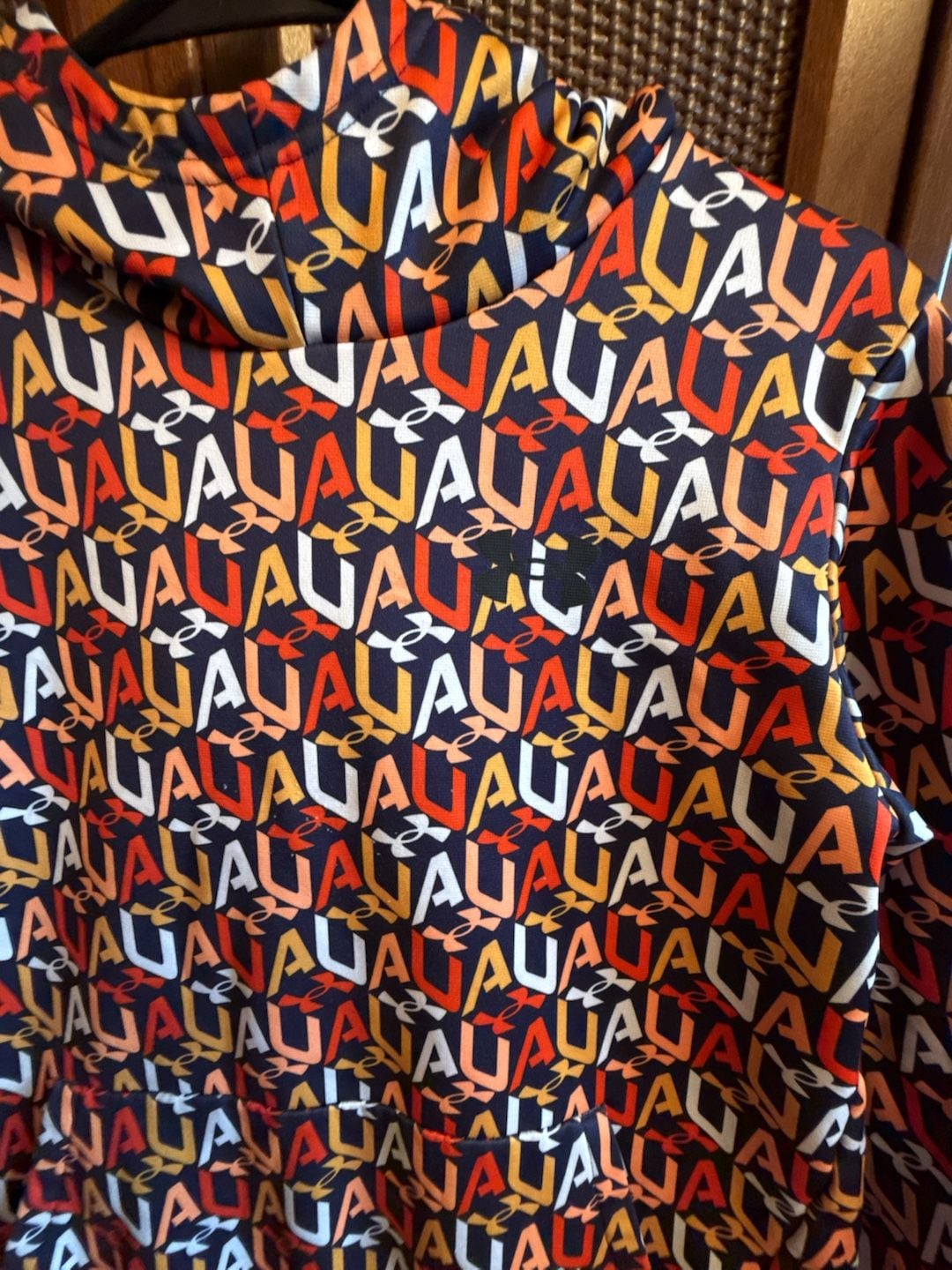 Under Armour Hoodie Size YLG Monogram Logo Print Activewear 3