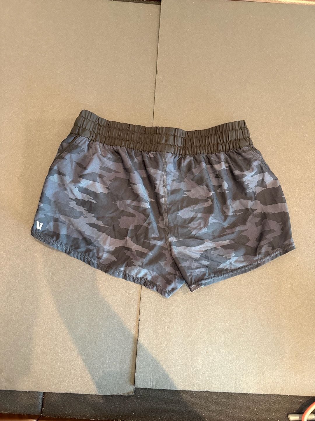 Vuori Clementine Shorts Size Small Black Camo Athletic Running 3