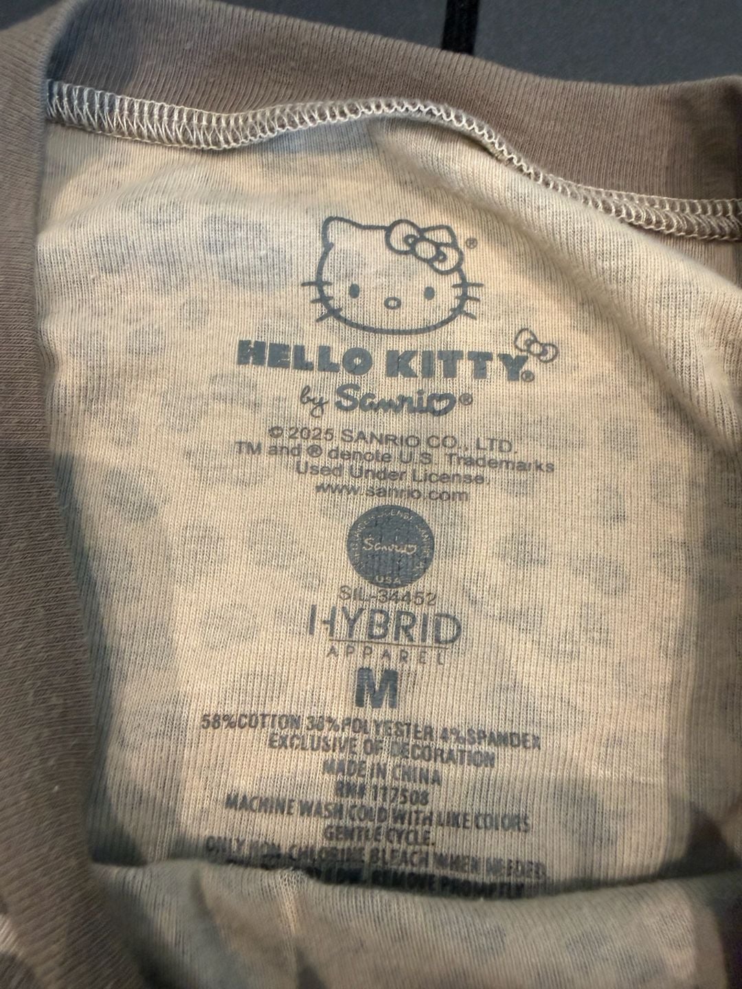 Hello Kitty Leopard Crop Top Size M 4