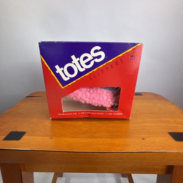Vintage Totes Woolie Slippers Size 6.5-8 Pink Blue Fuzzy Indoor Skid-Resistant Sole