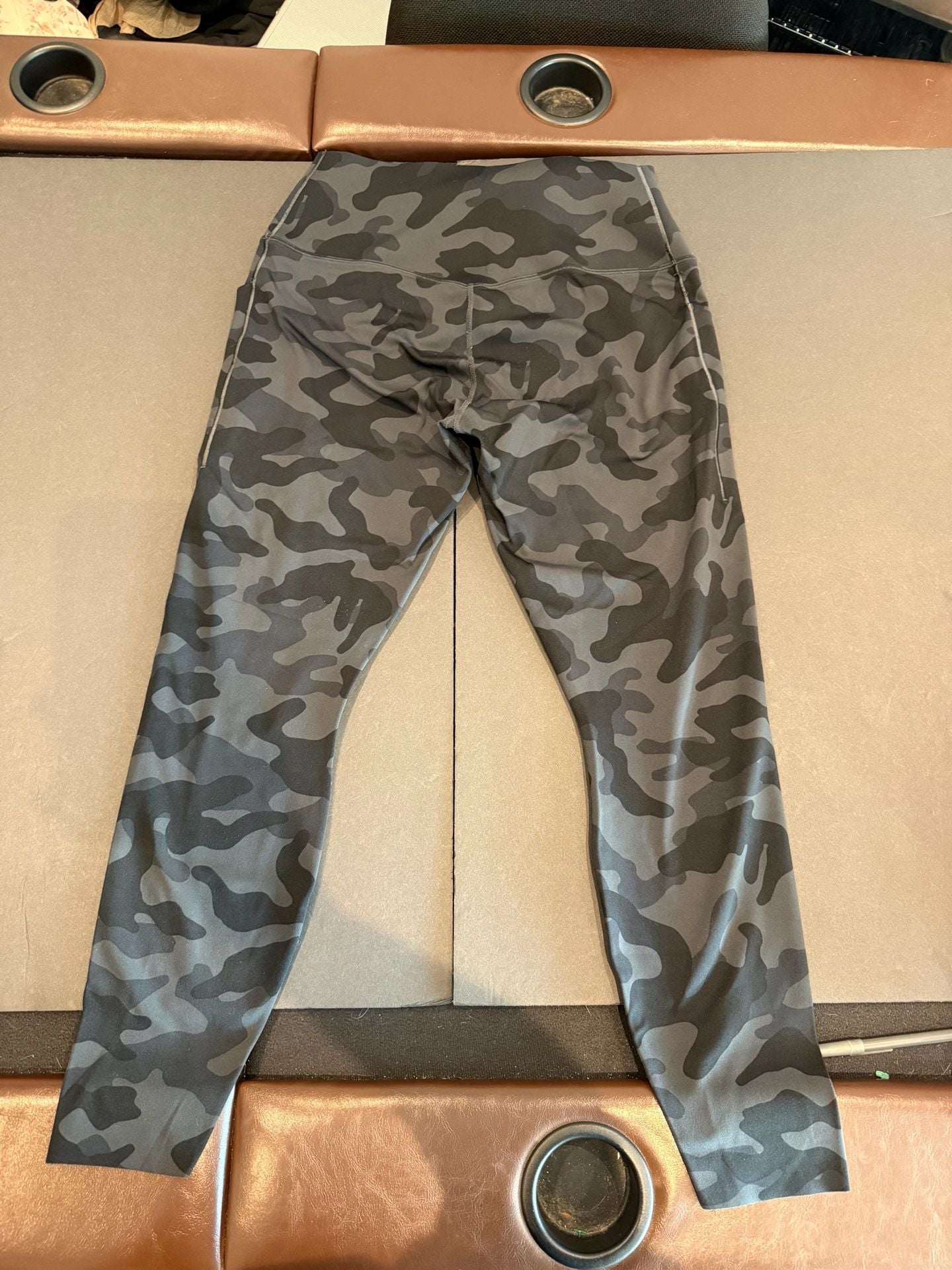 Nike Universa Leggings Size L Camo 3