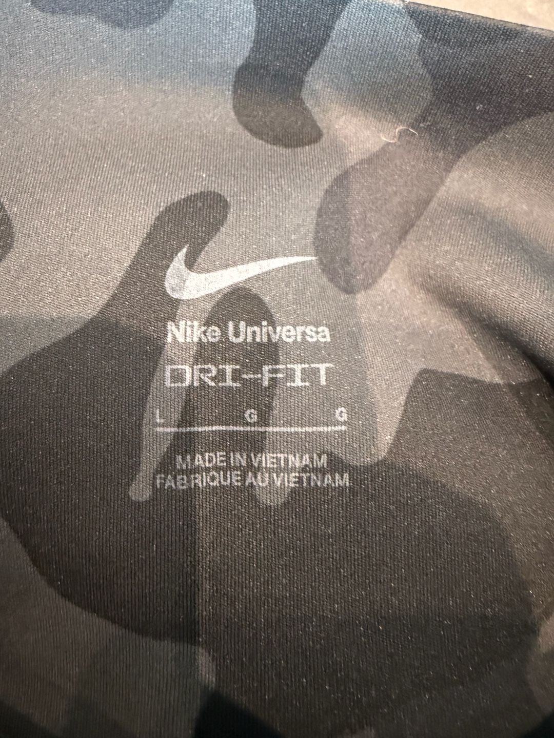Nike Universa Leggings Size L Camo 4