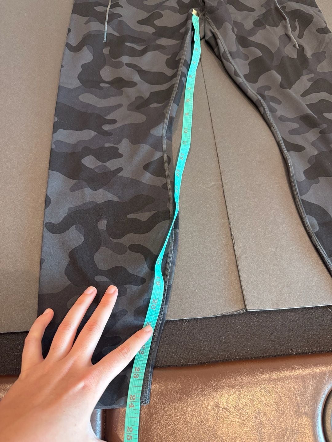 Nike Universa Leggings Size L Camo 5
