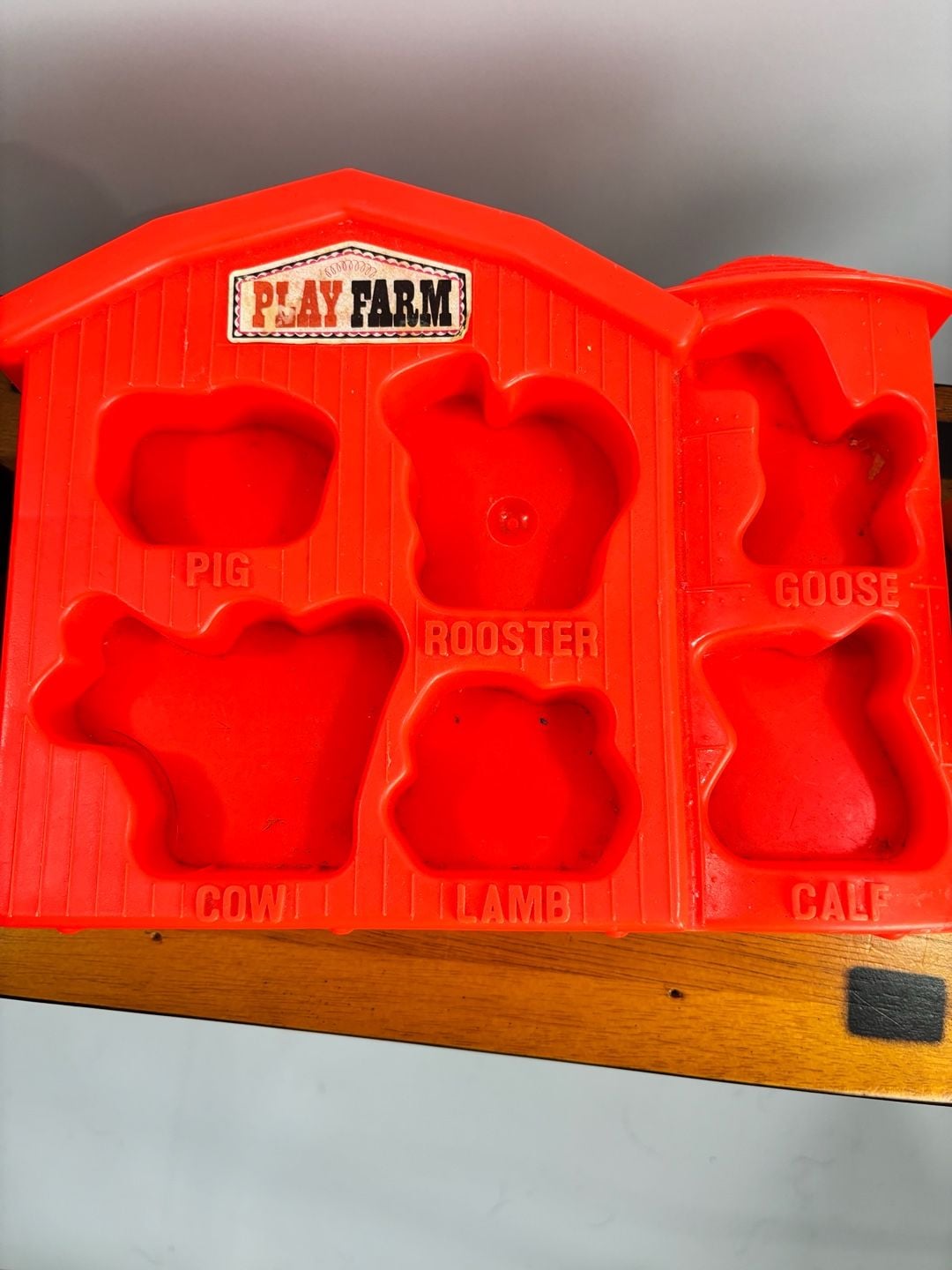 Amloid Play Farm Vintage 1970s Chunk Animal Shape Sorter Puzzle Barn 4