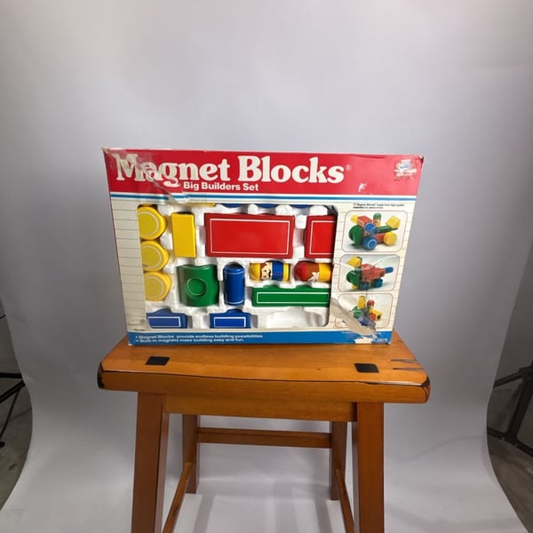 Clover Toys Magnet Blocks Big Builders Set Vintage Wooden Toy