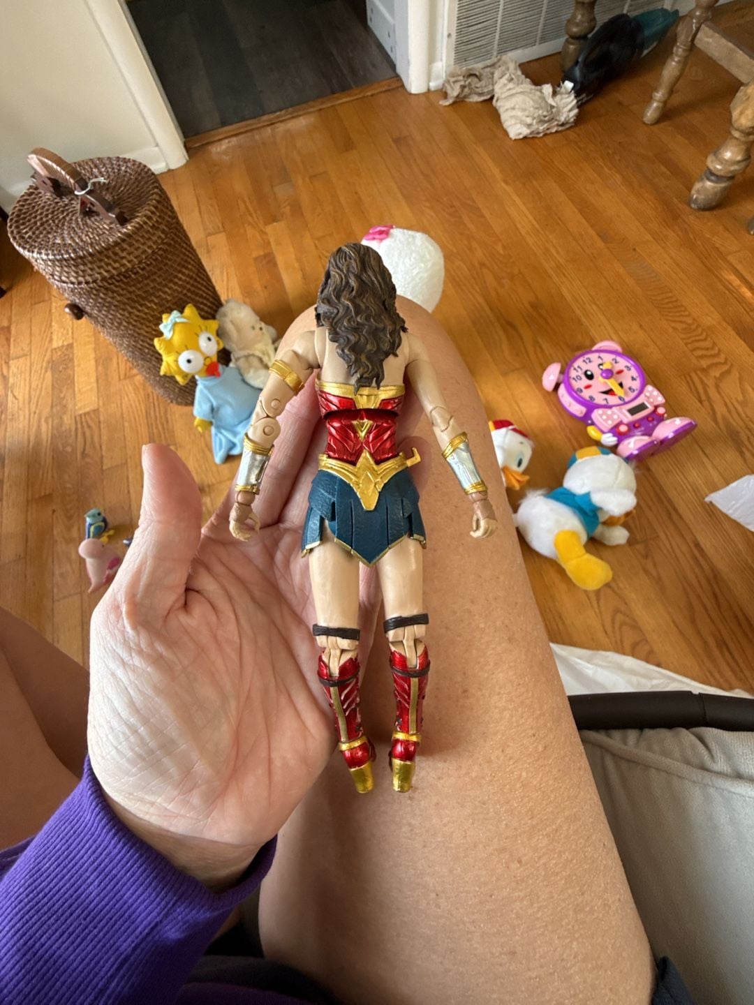 DC Comics Multiverse Wonder Woman 6-Inch Action Figure 2