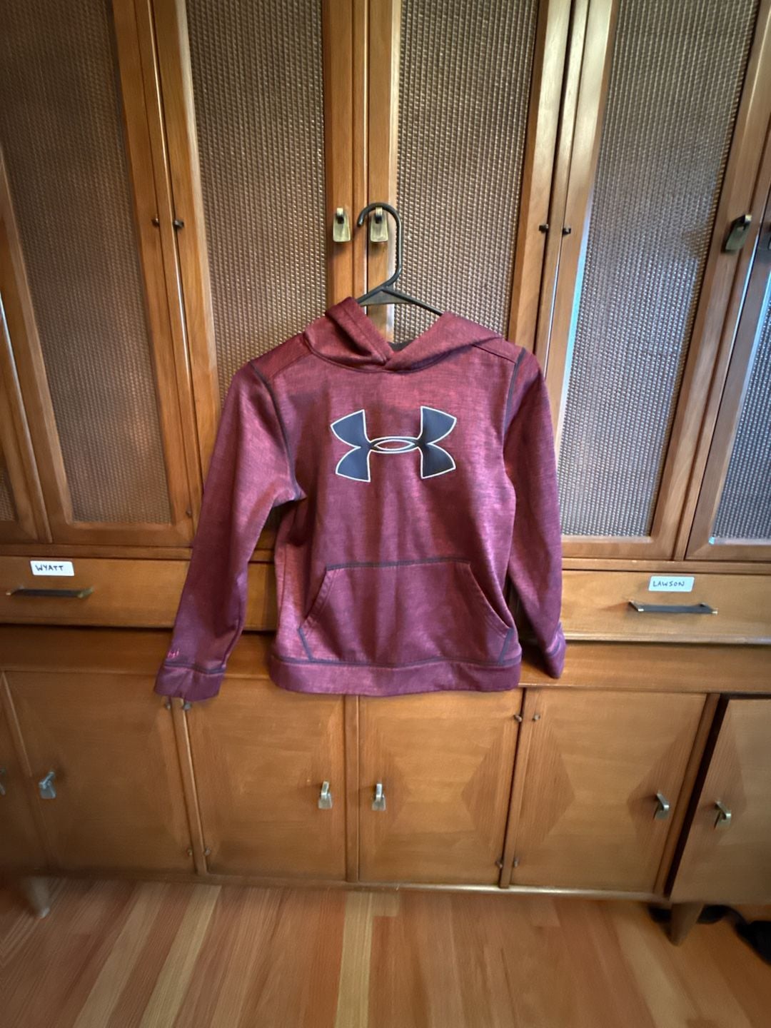 Under Armour Fleece Hoodie Size YMD Maroon 2