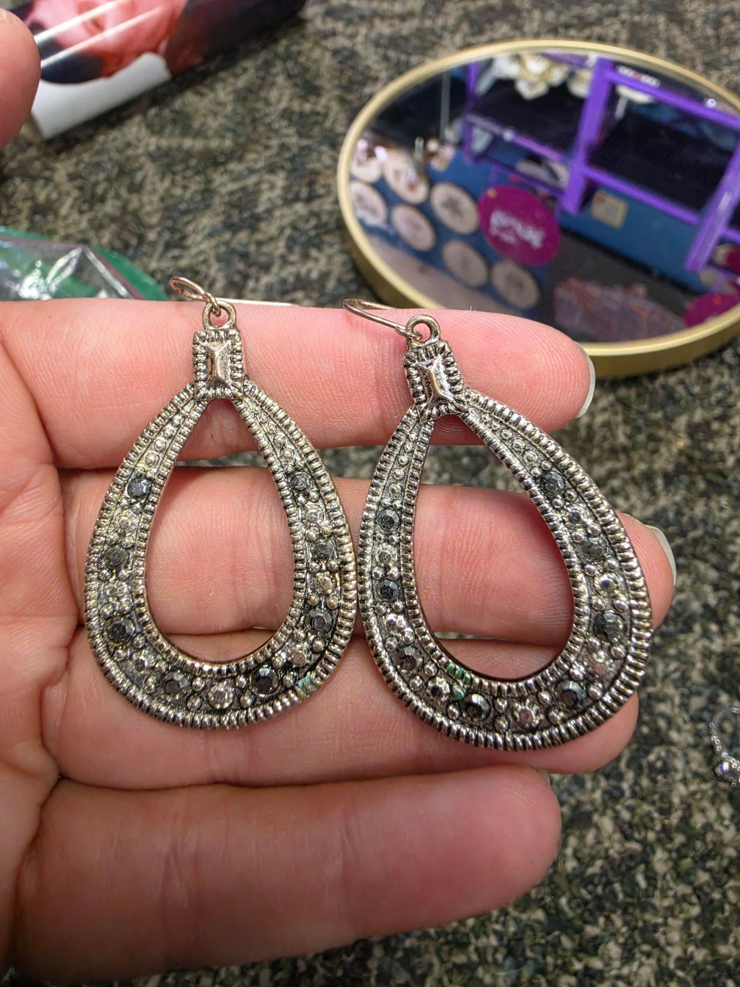 Product thumbnail 6