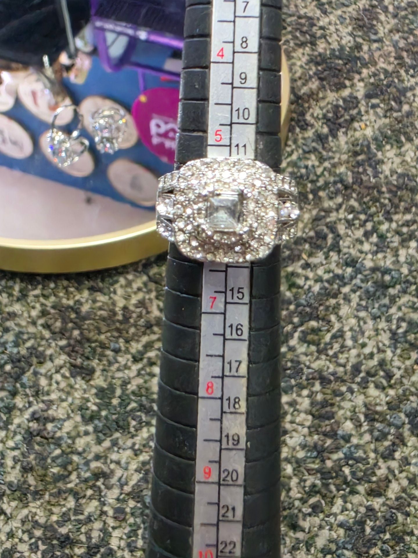 Unbranded CZ Halo Ring Size 7 Silver 2