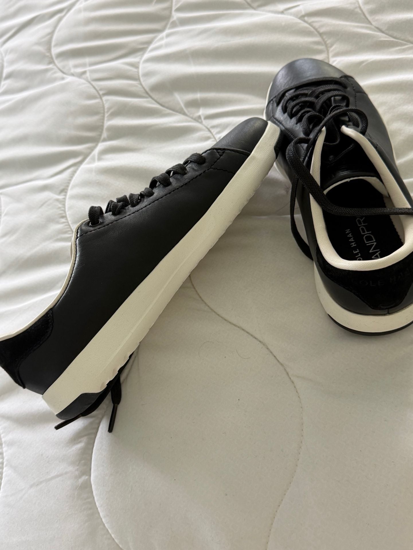 Cole Haan GrandPro Tennis Sneaker Size 8 B Black Leather 2