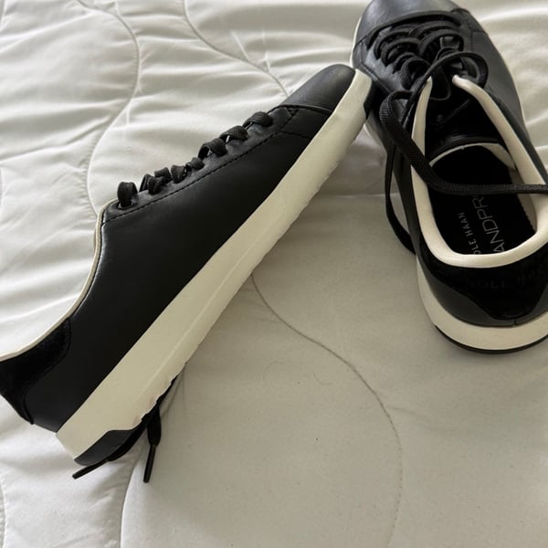 Cole Haan GrandPro Tennis Sneaker Size 8 B Black Leather