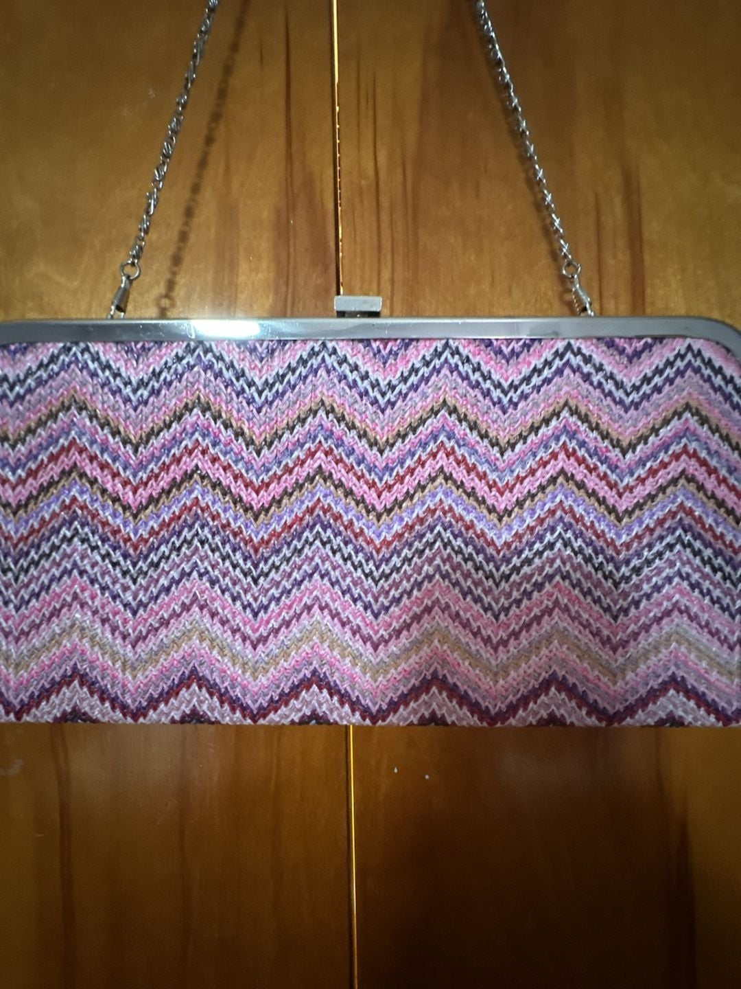 Chevron Print Woven Hard Clutch Crossbody Bag Pink Purple Silver Chain 3