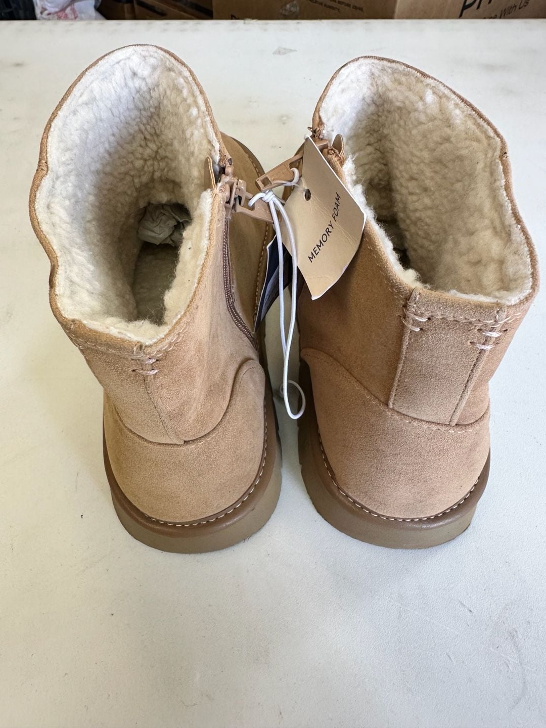 Universal Thread Short Boots Size 10 Tan Suede 4