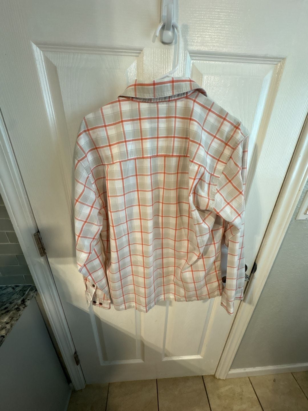 Patagonia Long-Sleeve Plaid Button-Up Shirt Size S White Orange 8