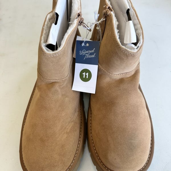 Universal Thread May Boots Size 11 Tan Suede Ankle Booties