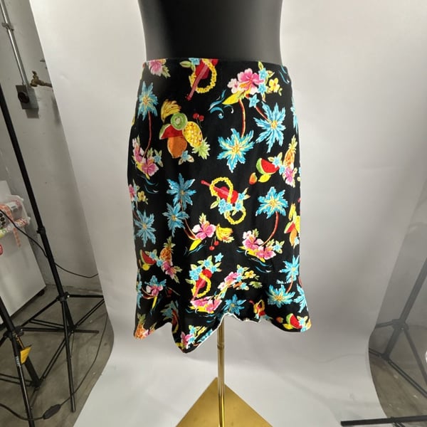 Bamboo Traders Tropical Fruit Print Ruffle Hem Skirt Size 6 Black