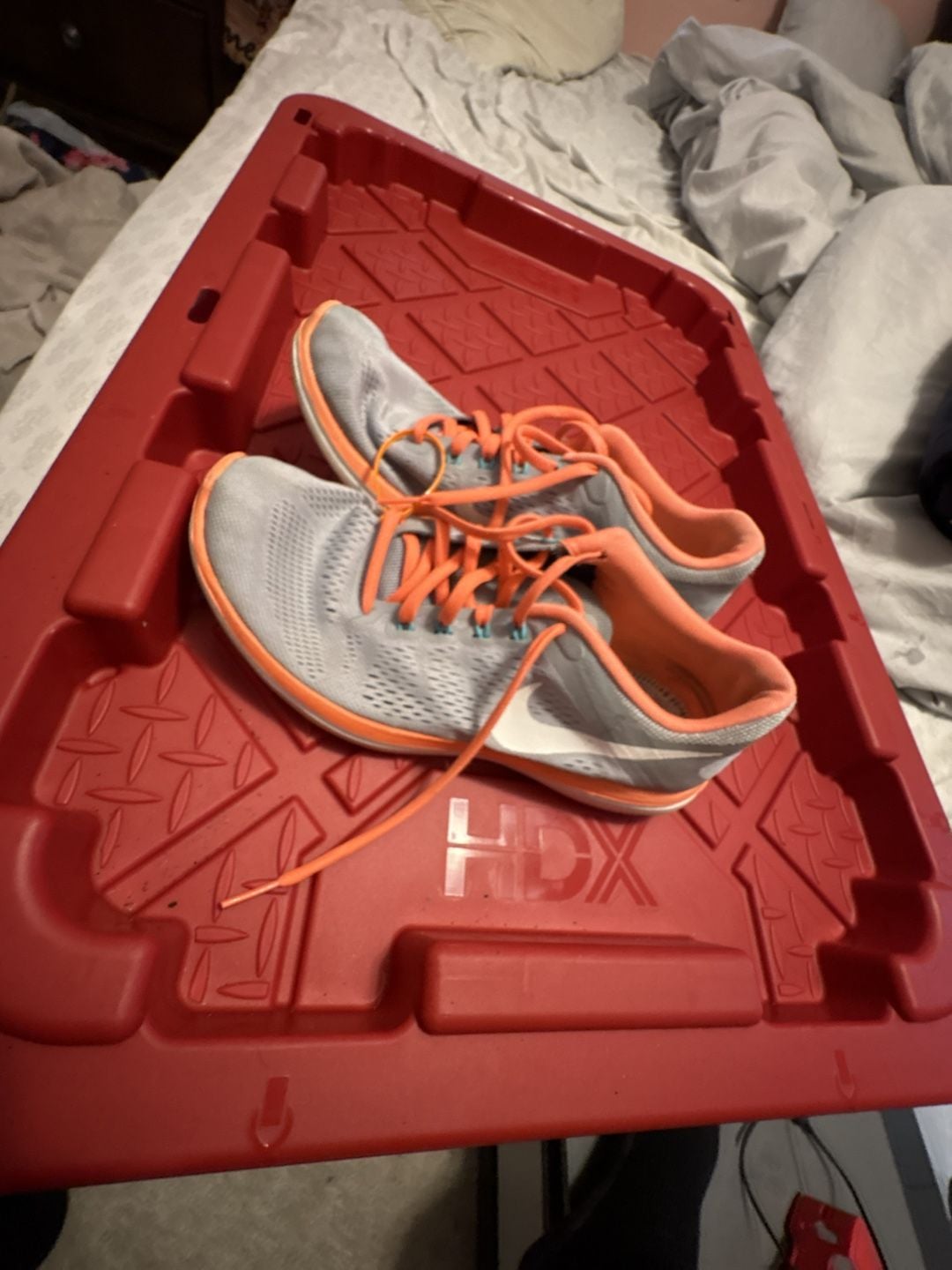 Nike Flex 2016 Run Size 9 Gray Orange Running Shoes 2