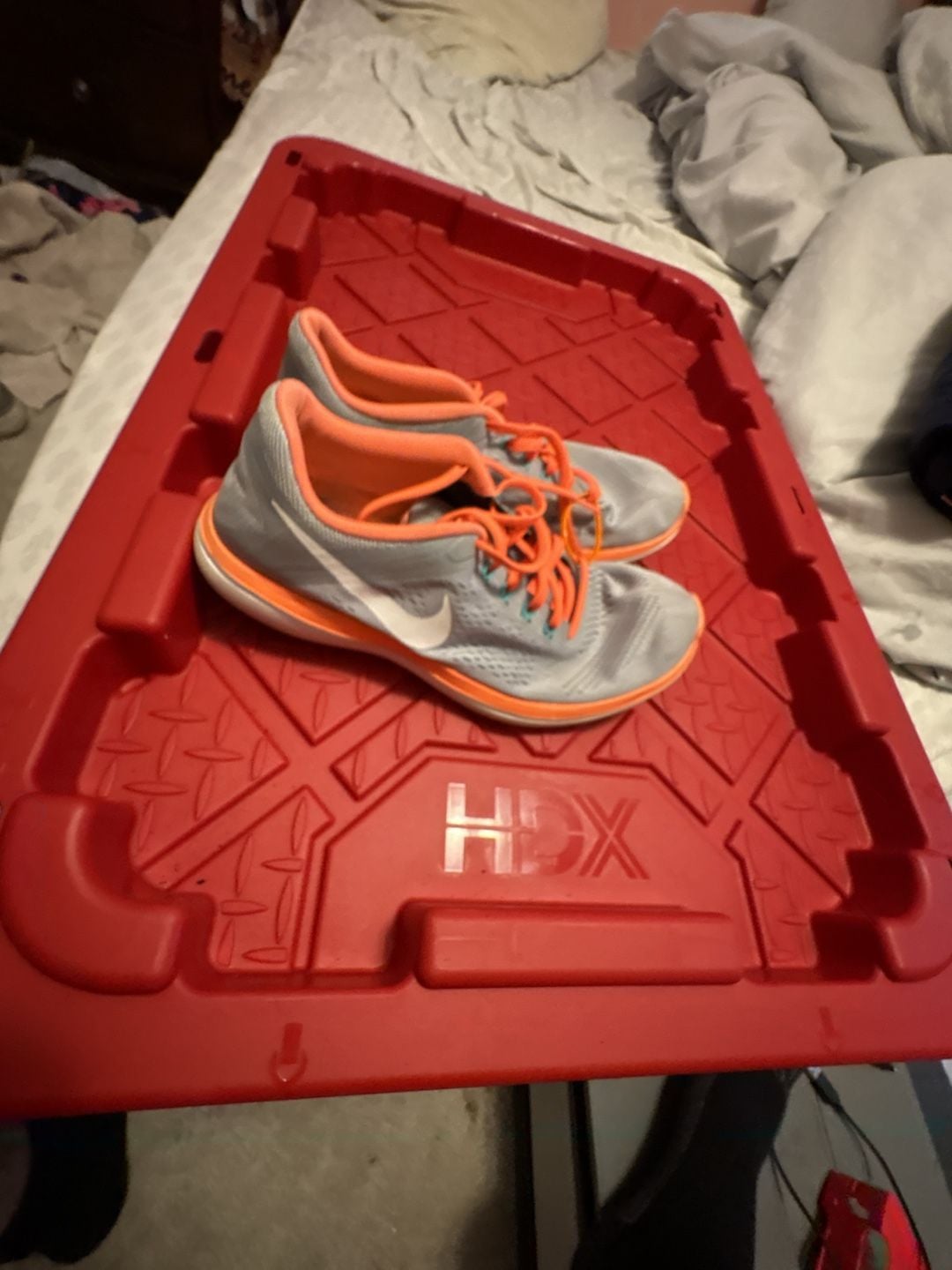 Nike Flex 2016 Run Size 9 Gray Orange Running Shoes 3