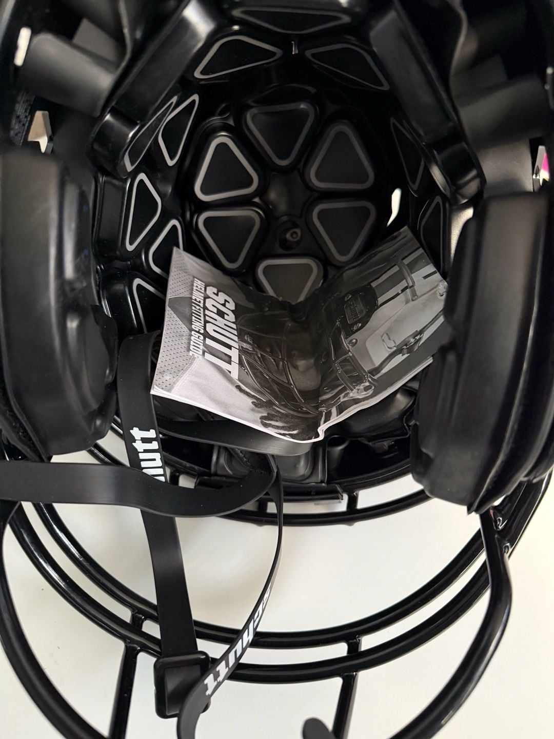 Schutt Youth Vengeance A11 2.0 Football Helmet Size Small Black 5