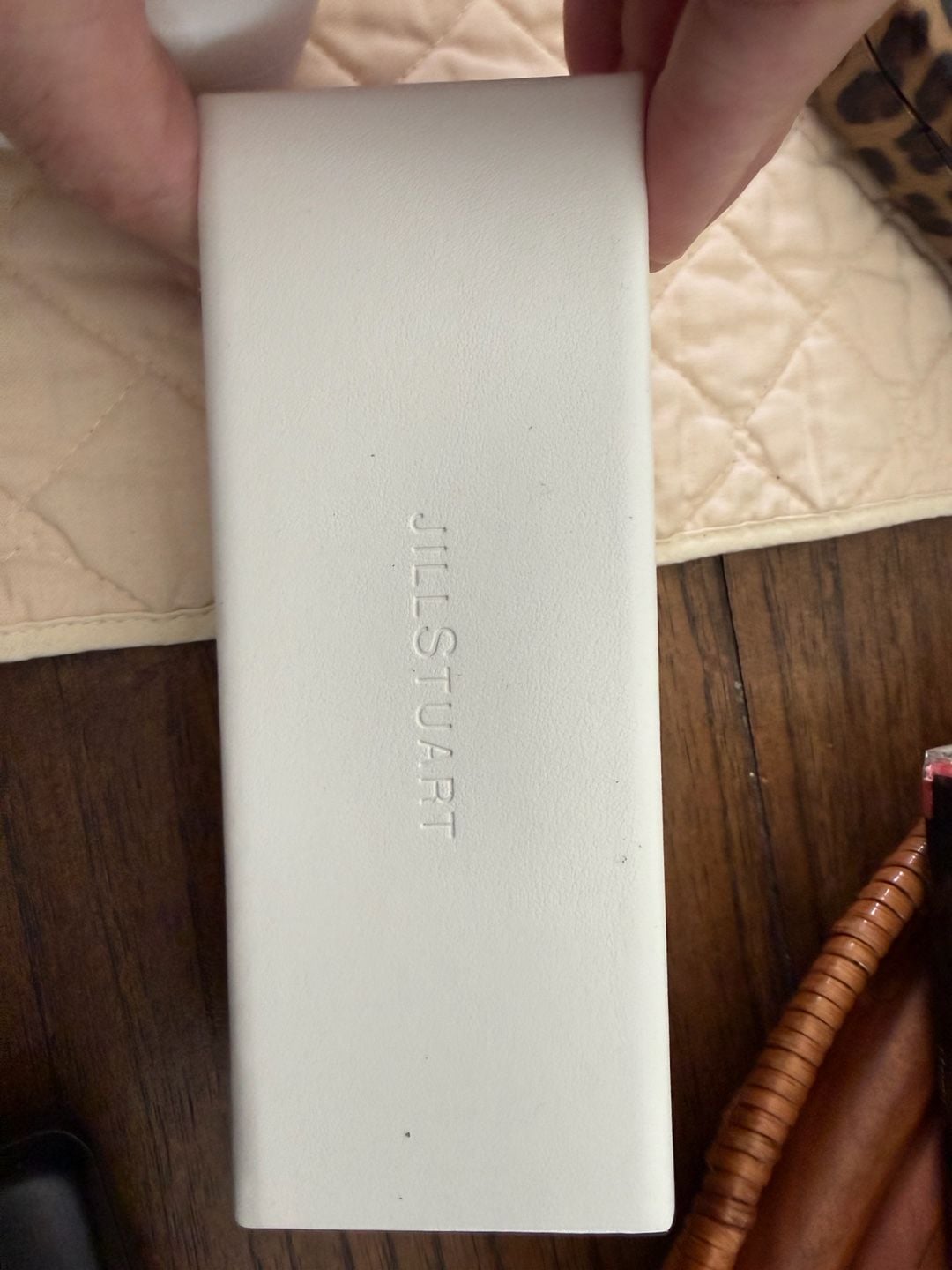 Jill Stuart White Hard Clamshell Eyeglasses Sunglasses Case 1