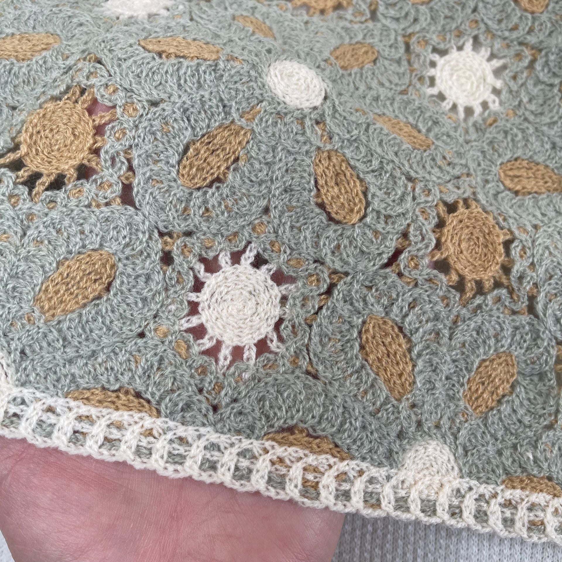 POL Crochet Cardigan One Size Sage Multi Floral Open Front Sweater New 11
