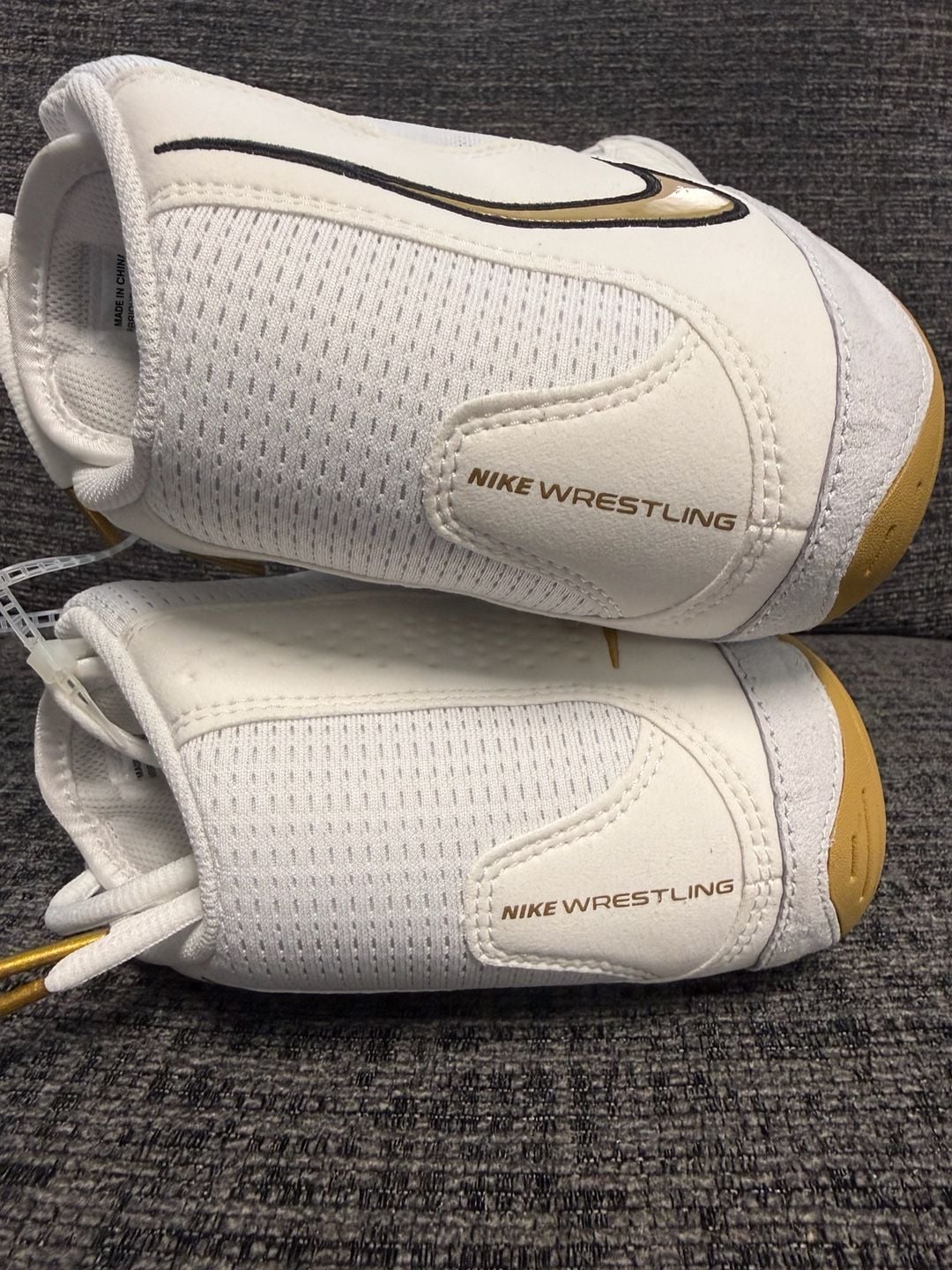 Nike Inflict 4 Wrestling Shoes Size 11 White Gold 8