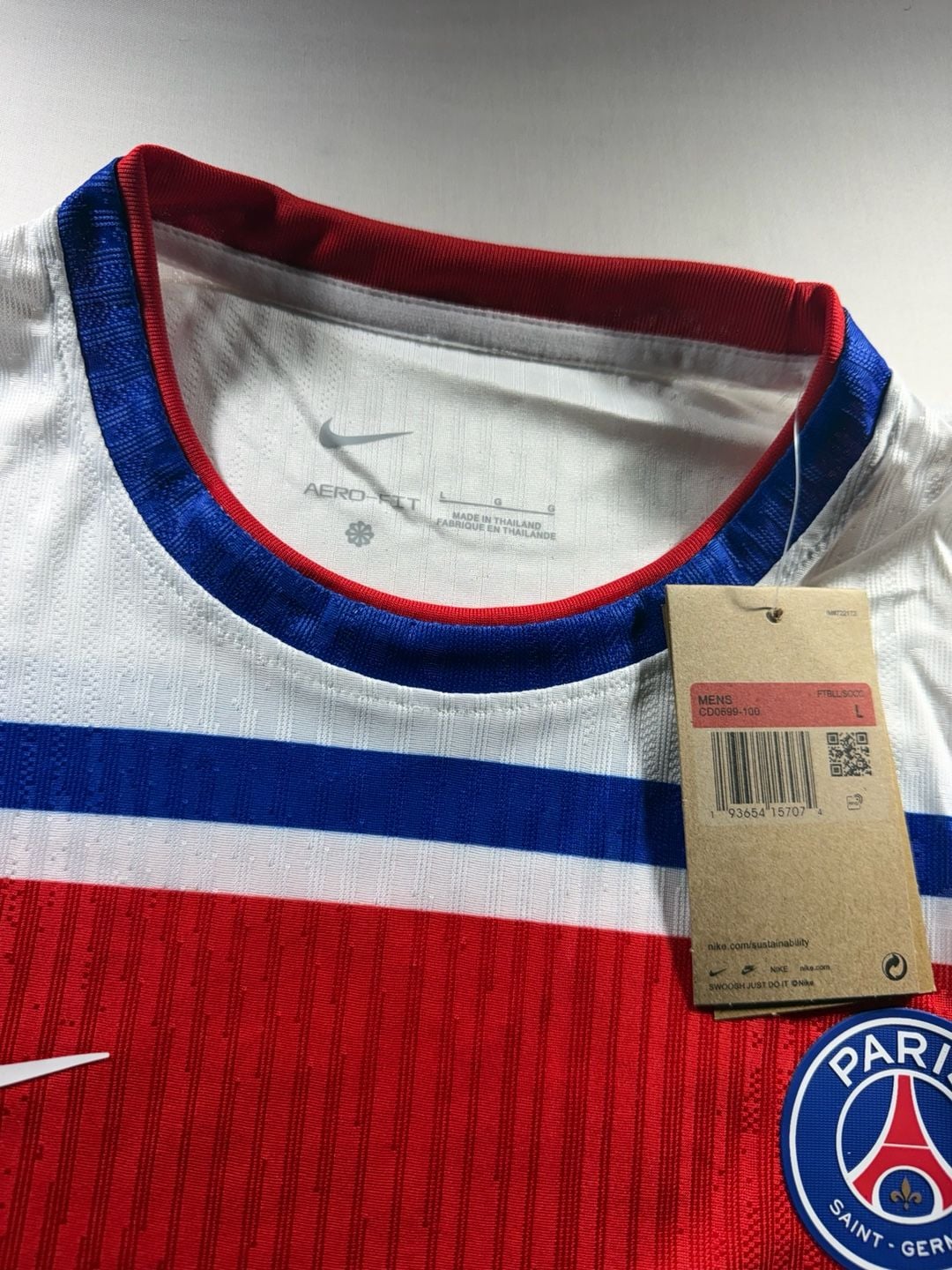 Nike Paris Saint-Germain 2026/2027 Academy Pro Pre-Match Training Jersey 7