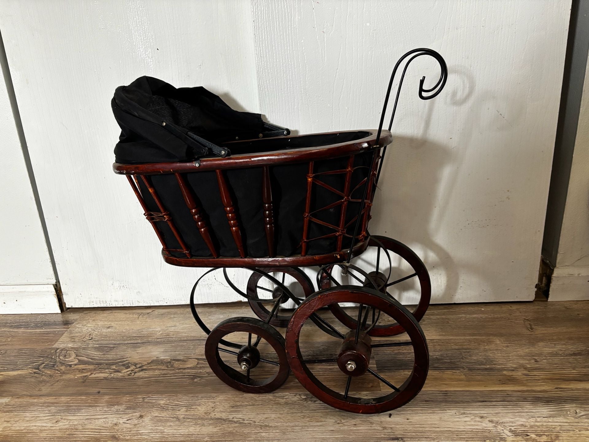 Vintage Wooden Doll Carriage with Wicker and Metal Wheels 1