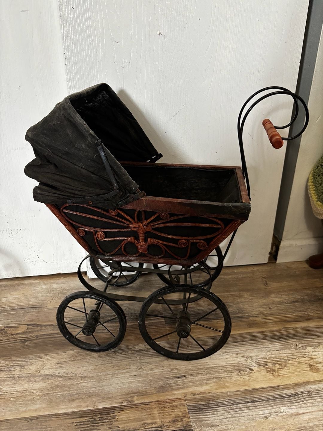 Antique Doll Carriage Wooden Wicker Stroller Pram Display Piece 1