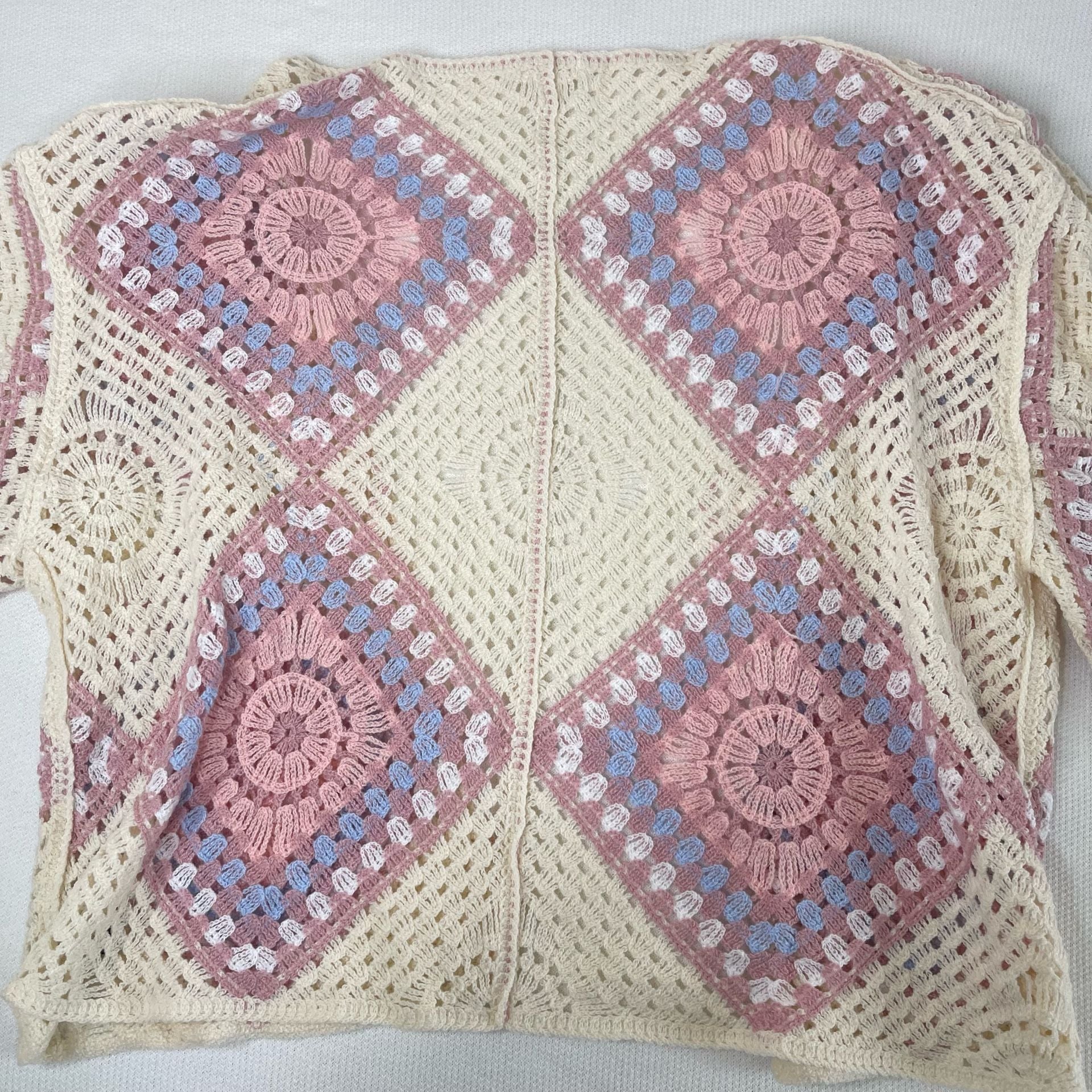 POL Sunday Porch Boho Crochet Cardigan Size ONE Pink White New 8