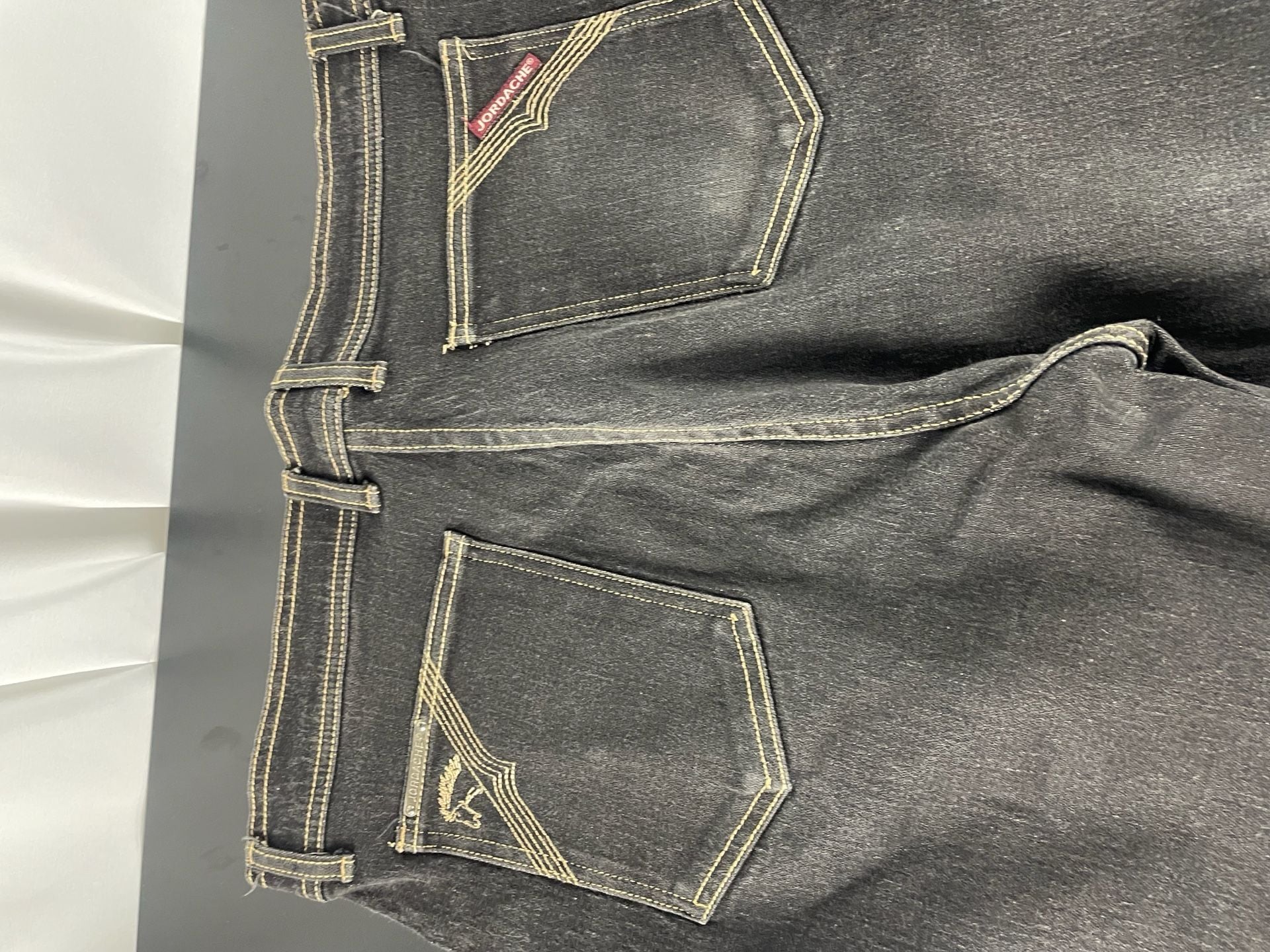 Jordache Jeans Size 38x34 Fuller Fit Black Denim Vintage 70s 80s excellent condition 9